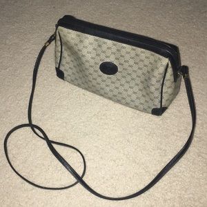 Gucci vintage crossbody